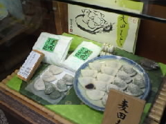 ���҂�������̊��q�ܘY�{�X�ւ̓��e�ʐ^1