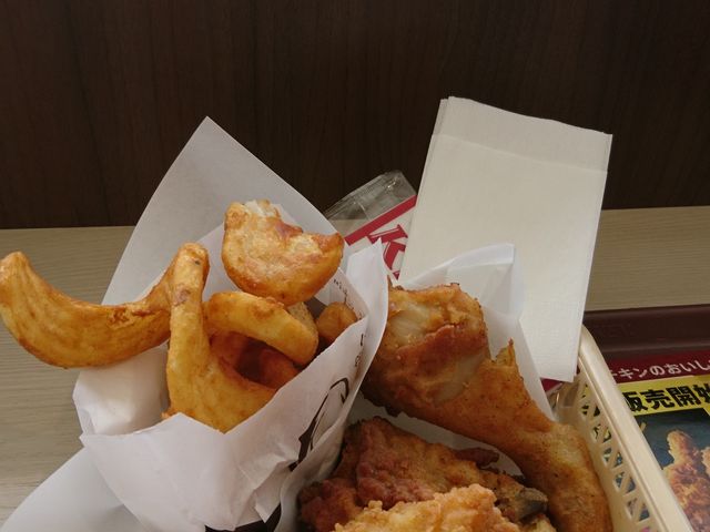 䂤̃P^bL[tCh`LCI[L_XiKFC:Kentucky Fried Chickenj̓eʐ^1