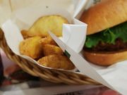 ւ̃tbVlXo[K[ {X̓eʐ^1