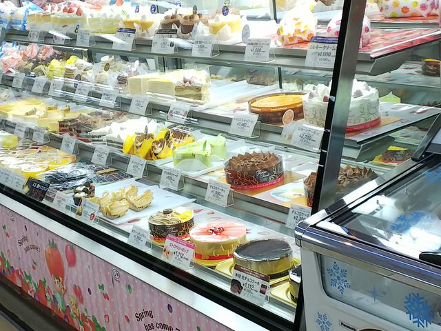 ւ̕s COCOE܂X̓eʐ^1