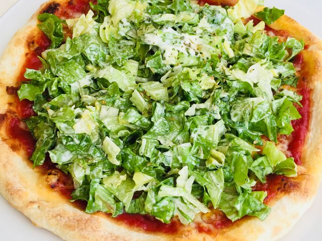 �s�U�͐��n�����߂ł����������Ă��܂��B�s�U�ƃf�U�[�g�ƃR�[�q�[�̃Z�b�g�𒍕����܂����B_�Z�Ԓ��{�X