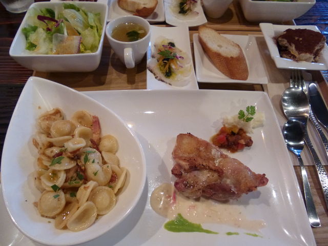 u`v[gv_ITALIAN DINING BAR Mingo