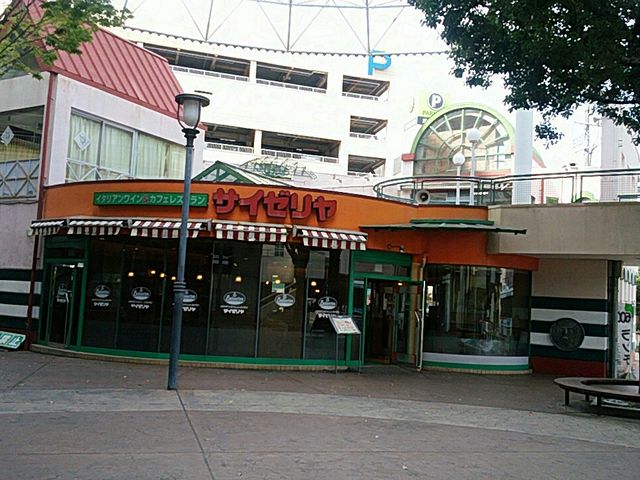 Ђ݂̃TC[t]FACEX̓eʐ^1