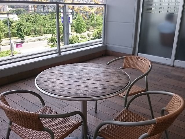 ̃eXȂŐĤׂ_T[eBACXN[ CI[X