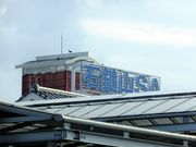 ɂ[B̐ΒȎRT[rXGAij̓eʐ^1