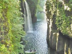 �Ðh�F����̍���䋬�݂��{�[�g�ւ̓��e�ʐ^1