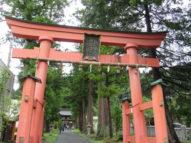 参道入り口の鳥居_須波阿須疑神社