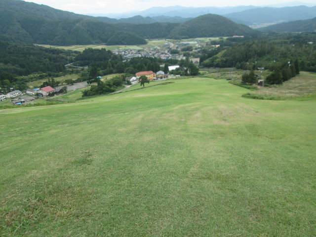 Ȃ炩ȎΖʂォ猩낷B
~̓t@~[̃QfɂȂ̂ł傤B__R