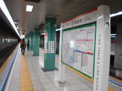 �g�V���[����̓s�c�n���S�󑐐���x���w�ւ̓��e�ʐ^1