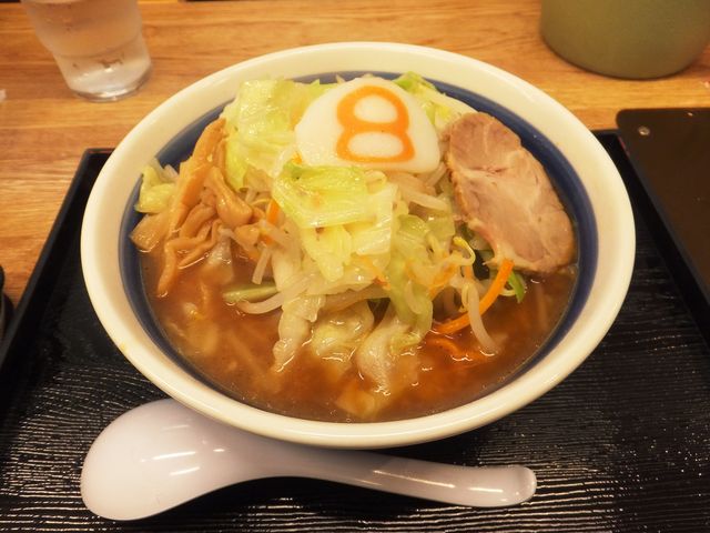 野菜らーめん(味噌)麺半分+野菜増量_8番らーめん 小松店