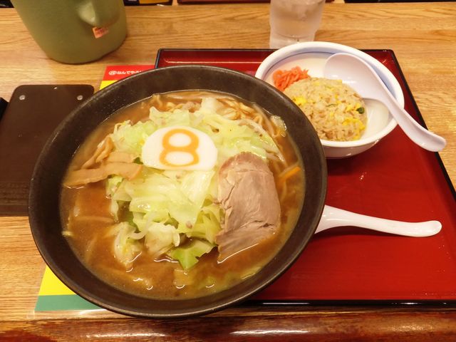 野菜らーめん(味噌)+野菜増量+ミニ炒飯_8番らーめん 小松店