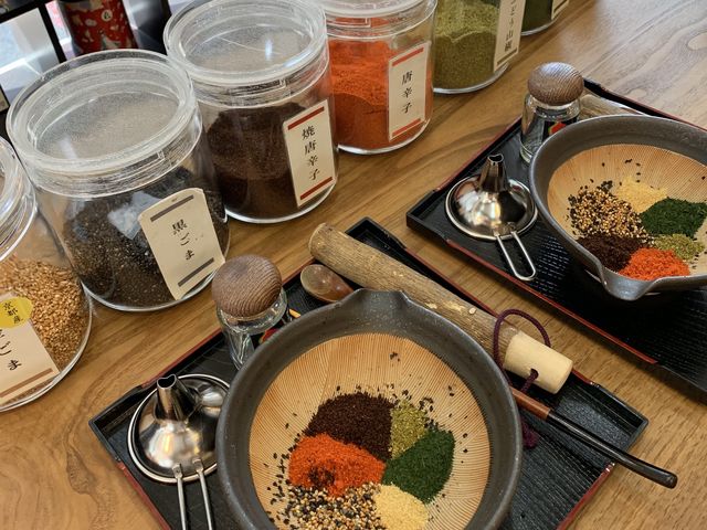 �����𓊓��I���̌㍬�����킹�āA�����D�݂ɂ����Ă����܂��I_���R�鉮