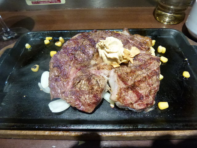 �g�����\����̂����Ȃ�I�X�e�[�L�Z�{�ؓX�̓��e�ʐ^1