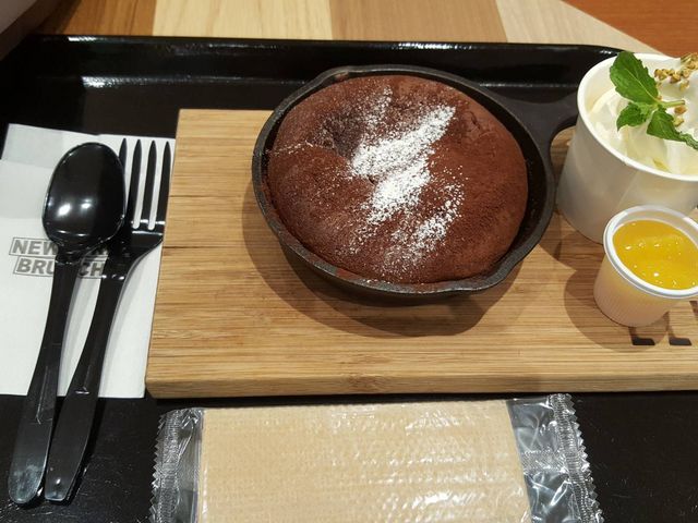 �t�[�h�R�[�g�̃X�C�[�c_��}���{�K�[�f���Y