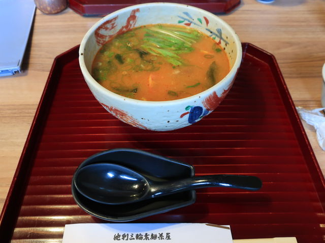 g}gXɂイ߂_rO֑f˒E