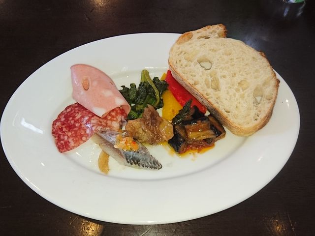 i|ԑO؂̐荇킹_TRATTORIA E PIZZERIA Amici gbgA G sbcFA A~[`