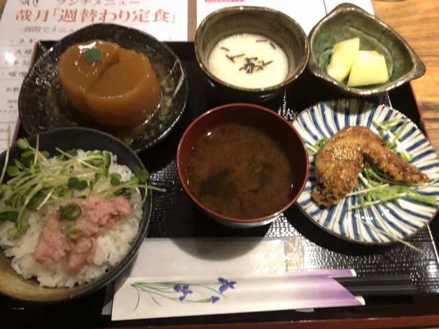 TւH
`^C͂ꂵj[ȂƂ̂ƂłII_ ƌ