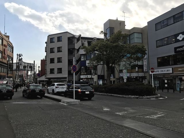 �i�q���q�w �������̗l�q_�i�q���q�w