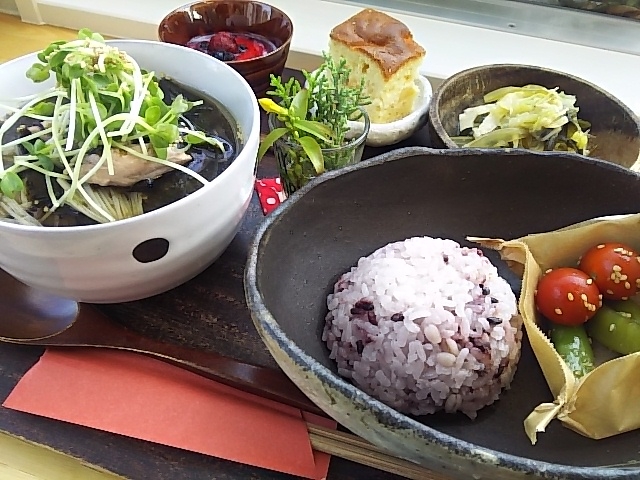 [悵悵cafede~[̓eʐ^1