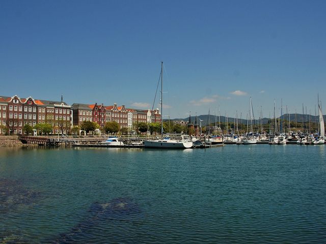 �n�E�X�e���{�X_�n�E�X�e���{�X