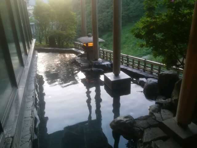 ���Ύ�������̘I�V���C_�F�ތ�����