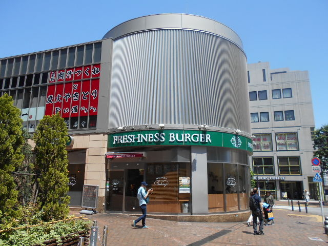 gV[̃tbVlXo[K[ OX̓eʐ^1