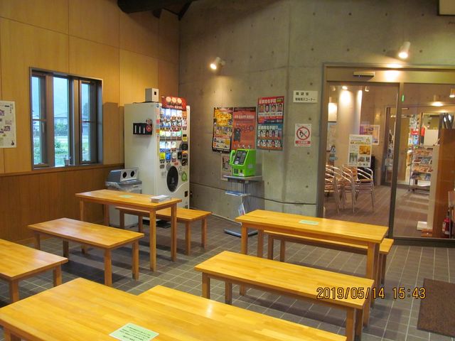 �x�e��_���̉w �T�̗�