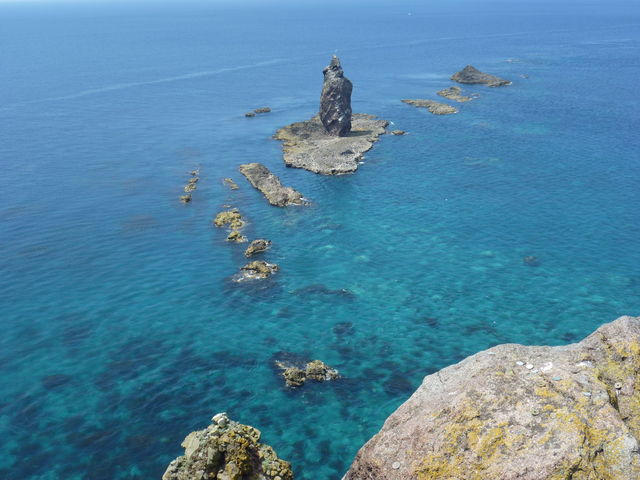 美しいブルー_神威岩