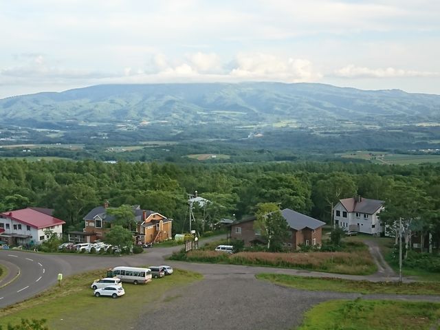 �C������̌i�F
���̌i�F�͂���Ȃ��̂ł͂���܂���B_OAC�j�Z�R�o���[�����j�Z�R���t�g