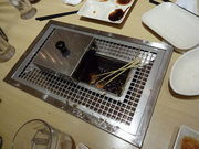 Ђ낳̋ƕ CI[_˖kX̓eʐ^3