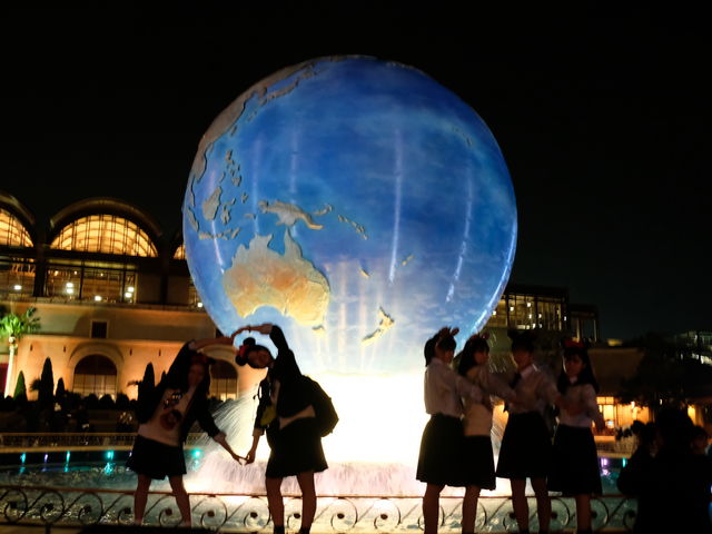 �n���̑O�ŁE�E_�����f�B�Y�j�[�V�[(R)