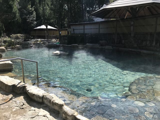 �n������