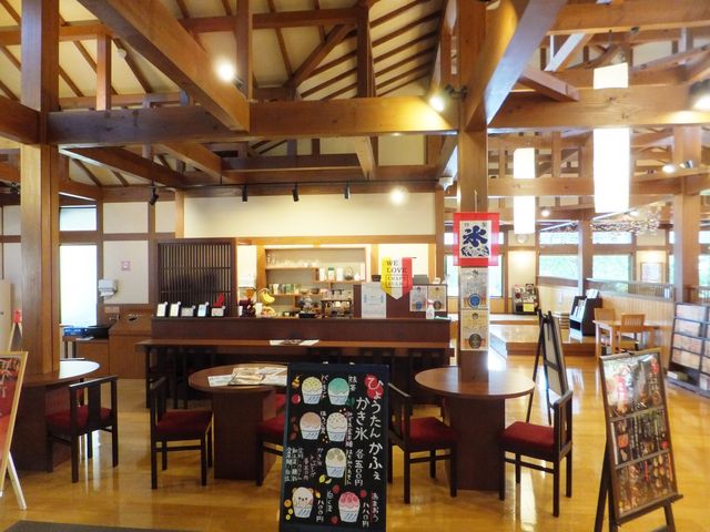 �h�����N�o�[�̂悤�ȁu�Ђ傤���񂩂ӂ��v_�ɐ��E�D�]����݂����̓�