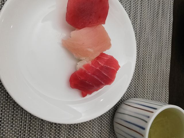 �J�����_�[�ɕ\������Ă���R��ނ̂܂�����i�����̓��̖ڋʏ��i�ł���_ANA�z���f�C�E�C���D�y��������