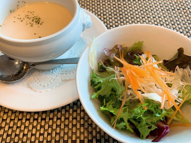 �T���_�ƃX�[�v_�����G�N�Z���z�e�����}