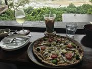 炳炳񂲂̎R̒ y̓eʐ^1