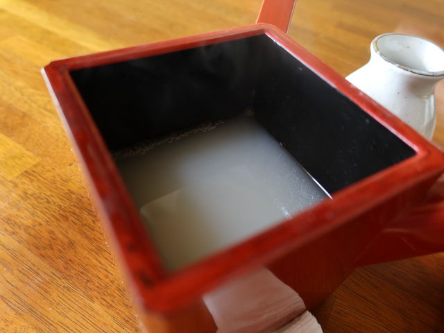 ȓ̉ɁA̓X͂܂_̗т΂