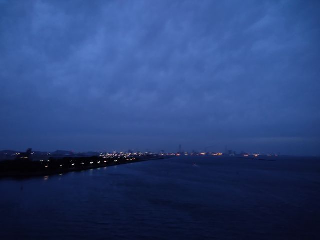 ������̒���_���̓��勴