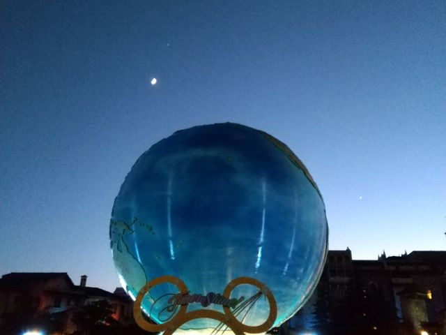 �V�[   �Q�O���N_�����f�B�Y�j�[�V�[(R)