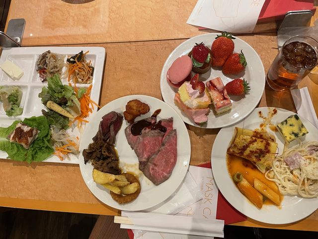 �f�U�[�g�ɖ����B���[�X�g�r�[�t���������������ł���_�C���^�[�i�V���i���K�[�f���z�e�����c