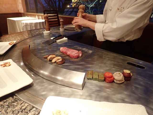 ʂ񂳂̃_CjOXg N[o[̓eʐ^2