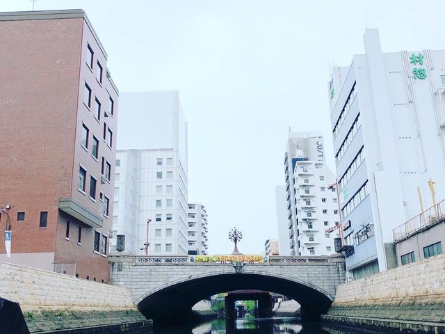 �ʐ^2_�Ȃ���x��N���[�Y