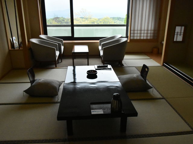 227����_�Ȃ��߂ٌ̊��_�t