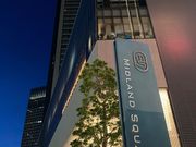 �E�b�L�[����̃~�b�h�����h�X�N�G�A�̓��e�ʐ^1