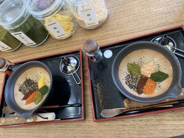 ��{�̖��͌��܂��Ă���A�����Ɏ����̍D���ȍ���□�𑫂������ł��B_���R�鉮