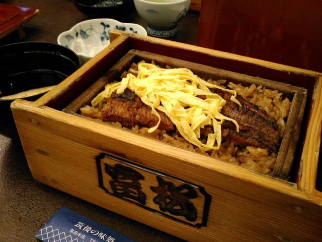 Ȃ̂
ӂ݂̂VƊÂꂪтɂ
ił_xȂ c{X