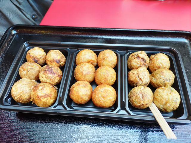 ���Ȃ����OSAKA �����ă}�[�P�b�g HEP�i�r�I�X�̓��e�ʐ^3