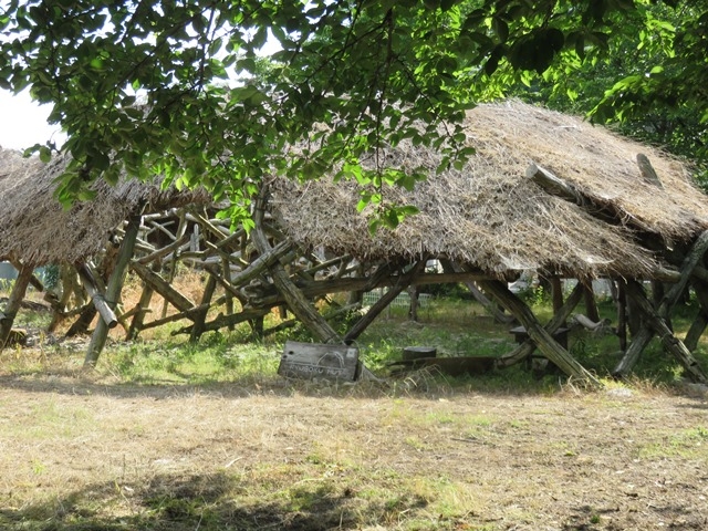 ����HUT_����