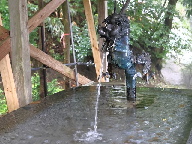 �����萅_���̉w����������