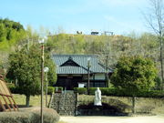 CCꃉC_[̎OuߍLuwт̈֎qv̓eʐ^3